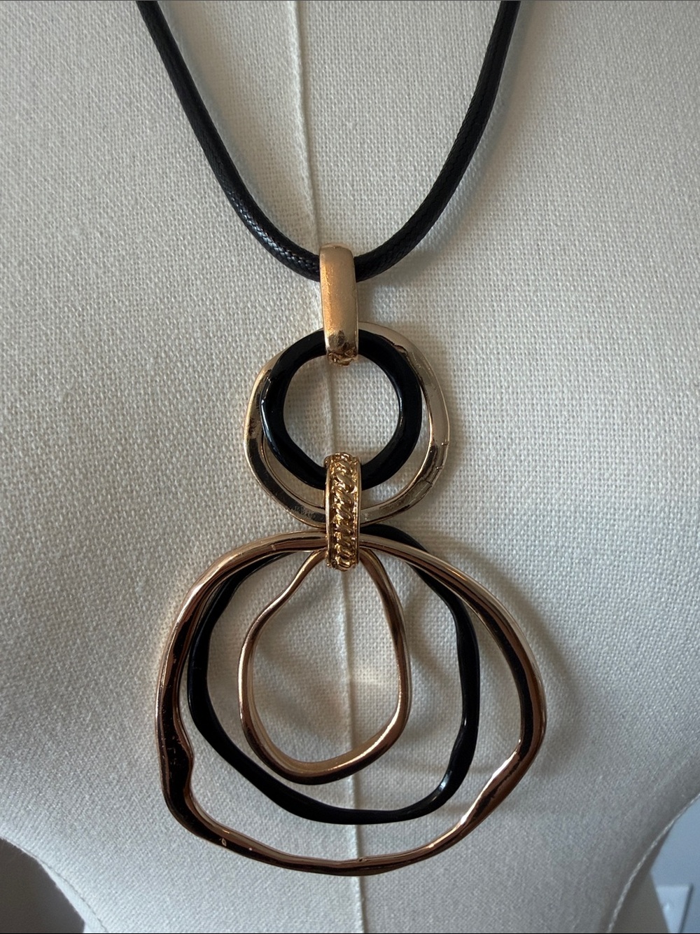 Geometric Contemporary Gold and Black Metal Circle Statement Pendant Necklace - Picture 2 of 4